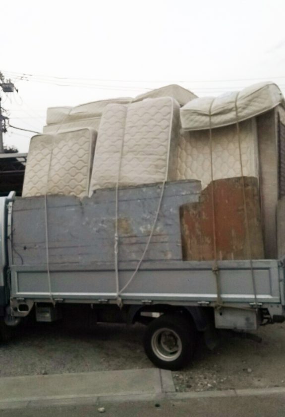 ベッドマット回収