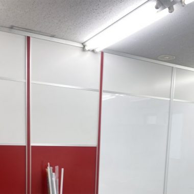 オフィスのパーティションの解体処分を承ります