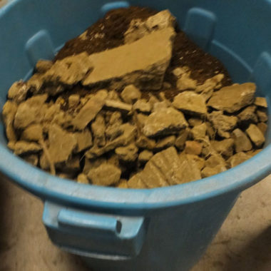 意外と難しい!「土」の処分について