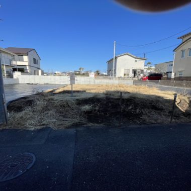 藤沢市鵠沼　草刈り・防草シート・除草剤