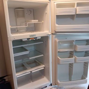 川崎市宮前区　冷蔵庫解体撤去 のビフォー画像