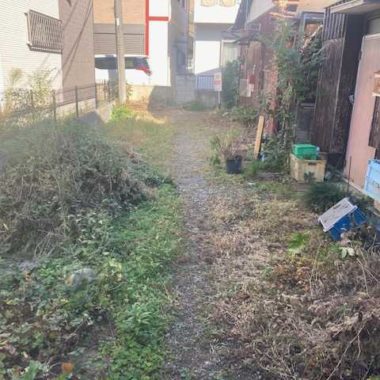 埼玉県川口市　草刈作業 のビフォー画像